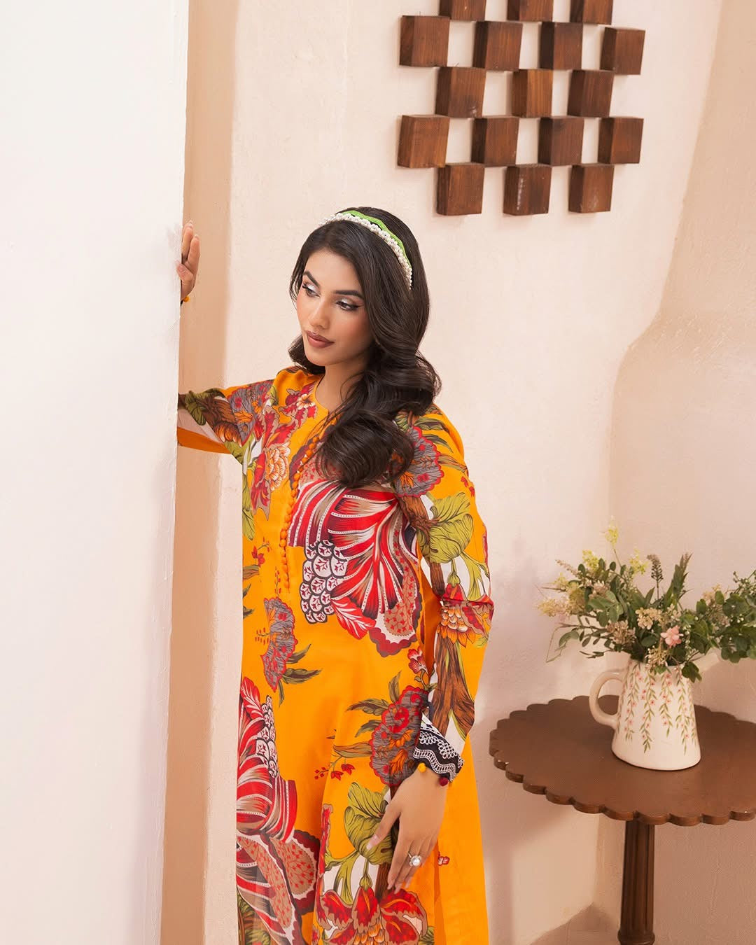 Naqsh 2-Piece Lawn 2025”