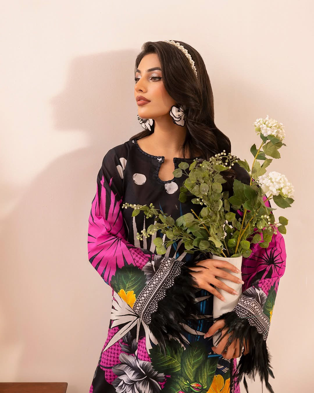 Naqsh 2-Piece Lawn 2025”