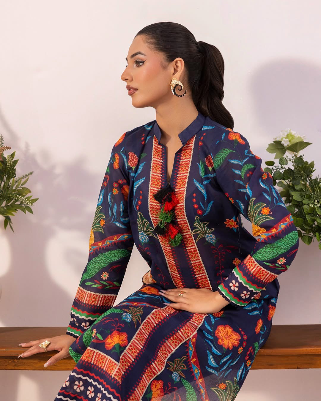 Naqsh 2-Piece Lawn 2025”